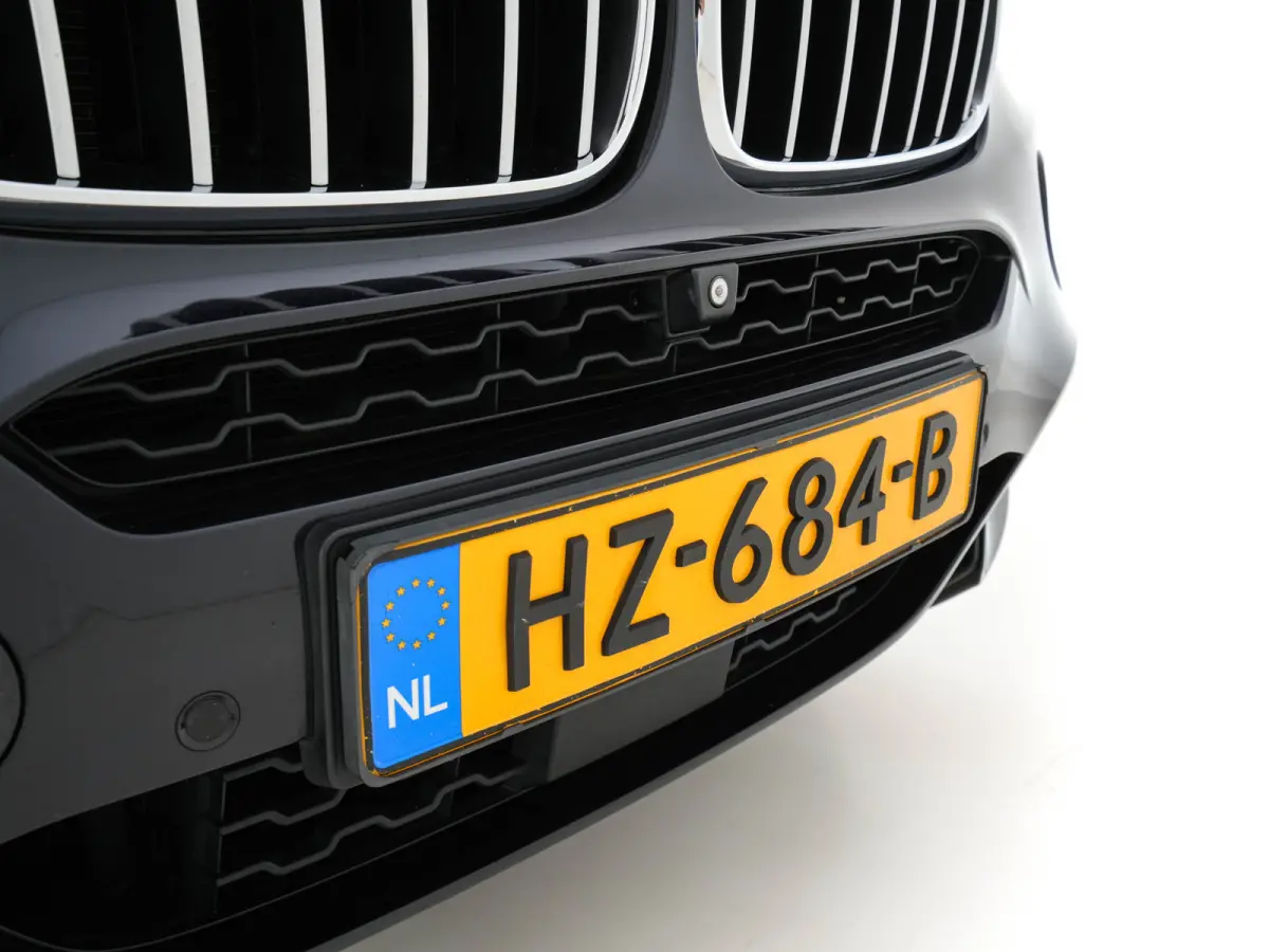 xDrive50i High-Executive M-Sportpack Aut. *PANO | HEAD-UP | TWO-COLOUR-LUXURYLEATHER | FULL-LED | MEMORY-PACK | HARMAN/KARDON-SOUNDSYSTEM |  | BLIND-SPOT | KEYLESS | CAMERA | COMFORT-SEATS |