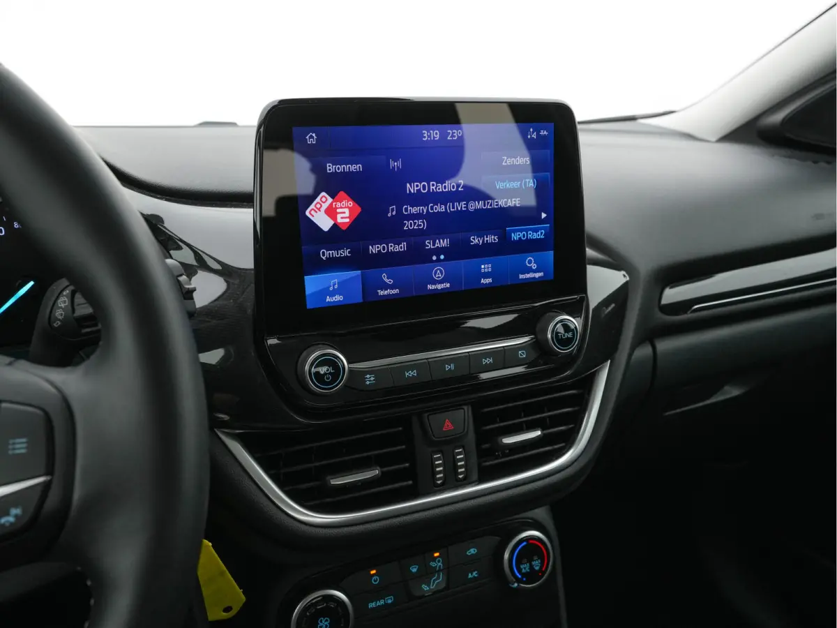 1.0 EcoBoost Titanium (INCL-BTW) *NAVI-FULLMAP | FULL-LED | SPORTSEATS | DAB+ | ECC | CARPLAY | PDC | CRUISE | TOWBAR | LANE-ASSIST | 17''ALU *