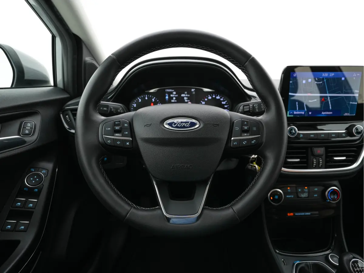 1.0 EcoBoost Titanium (INCL-BTW) *NAVI-FULLMAP | FULL-LED | SPORTSEATS | DAB+ | ECC | CARPLAY | PDC | CRUISE | TOWBAR | LANE-ASSIST | 17''ALU *