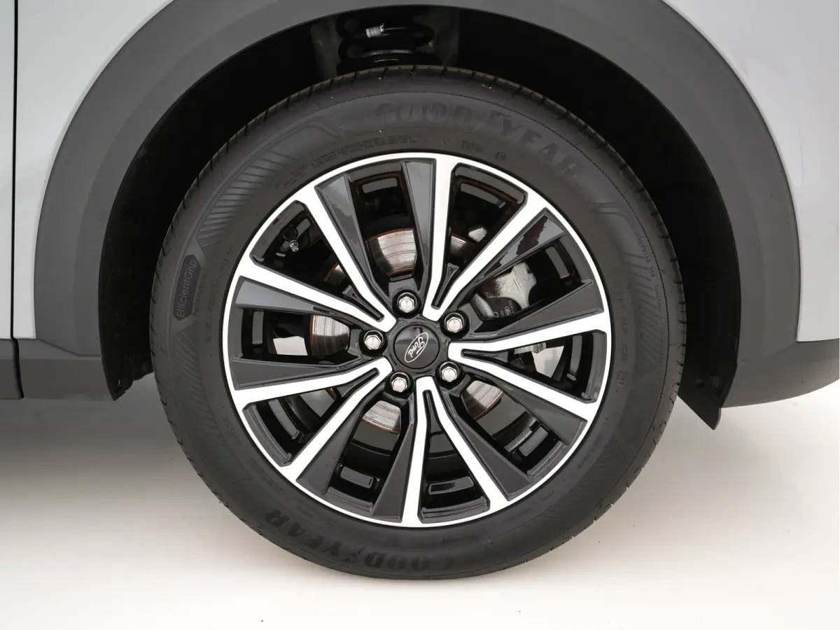 1.0 EcoBoost Titanium (INCL-BTW) *NAVI-FULLMAP | FULL-LED | SPORTSEATS | DAB+ | ECC | CARPLAY | PDC | CRUISE | TOWBAR | LANE-ASSIST | 17''ALU *