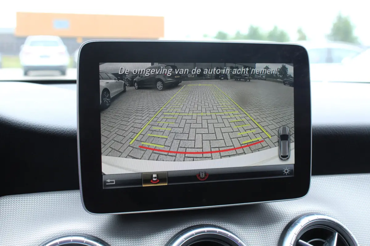 180 Business Solution PANO LED TREKHAAK 102403KM!