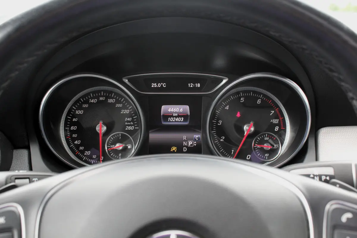 180 Business Solution PANO LED TREKHAAK 102403KM!