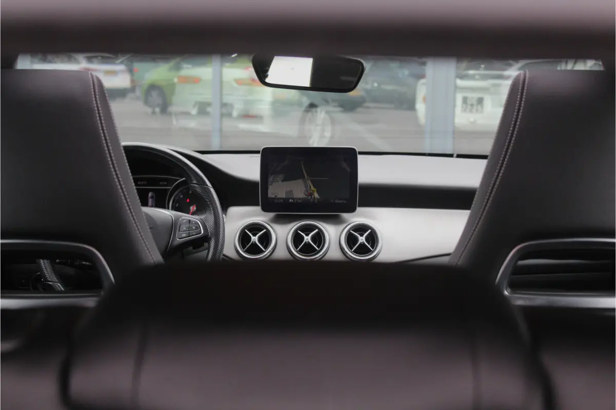 180 Business Solution PANO LED TREKHAAK 102403KM!