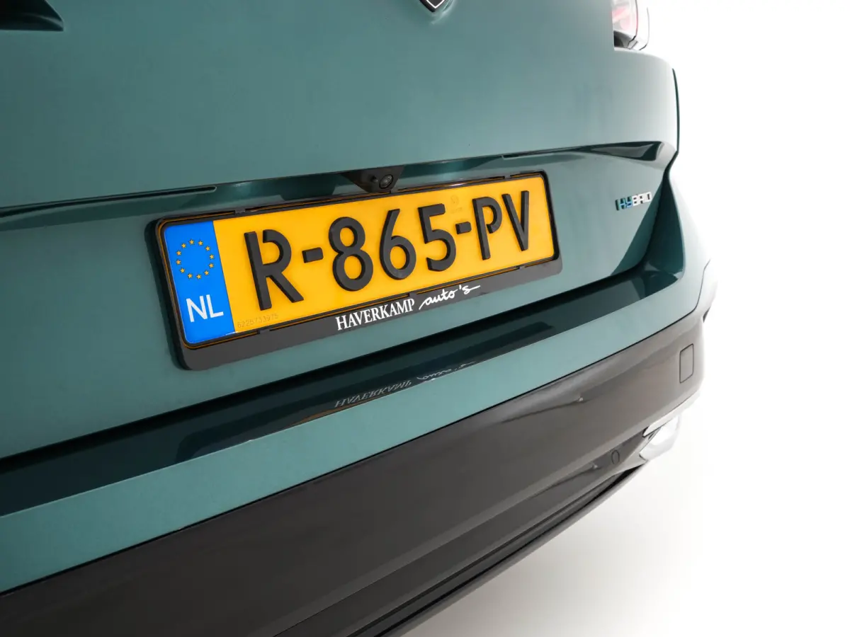 1.6 HYbrid 180 GT-Sport-Pack Business (INCL-BTW) Aut. *PANO | LEATHER-MICROFIBRE | MATRIX-LED | TOPVIEW | MEMORY-PACK | ADAPTIVE-CRUISE | BLINDSPOT | DIGI-COCKPIT | HEATED-SPORTSEATS | KEYLE