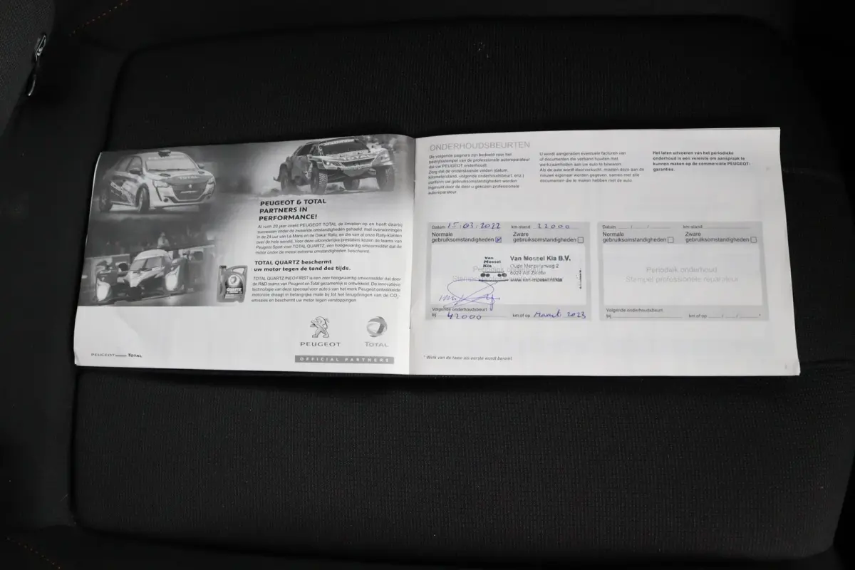 1.2 Blue*130PK*AUTOM.*CAM*NAVI*ECC*CRUISE*TEL*
