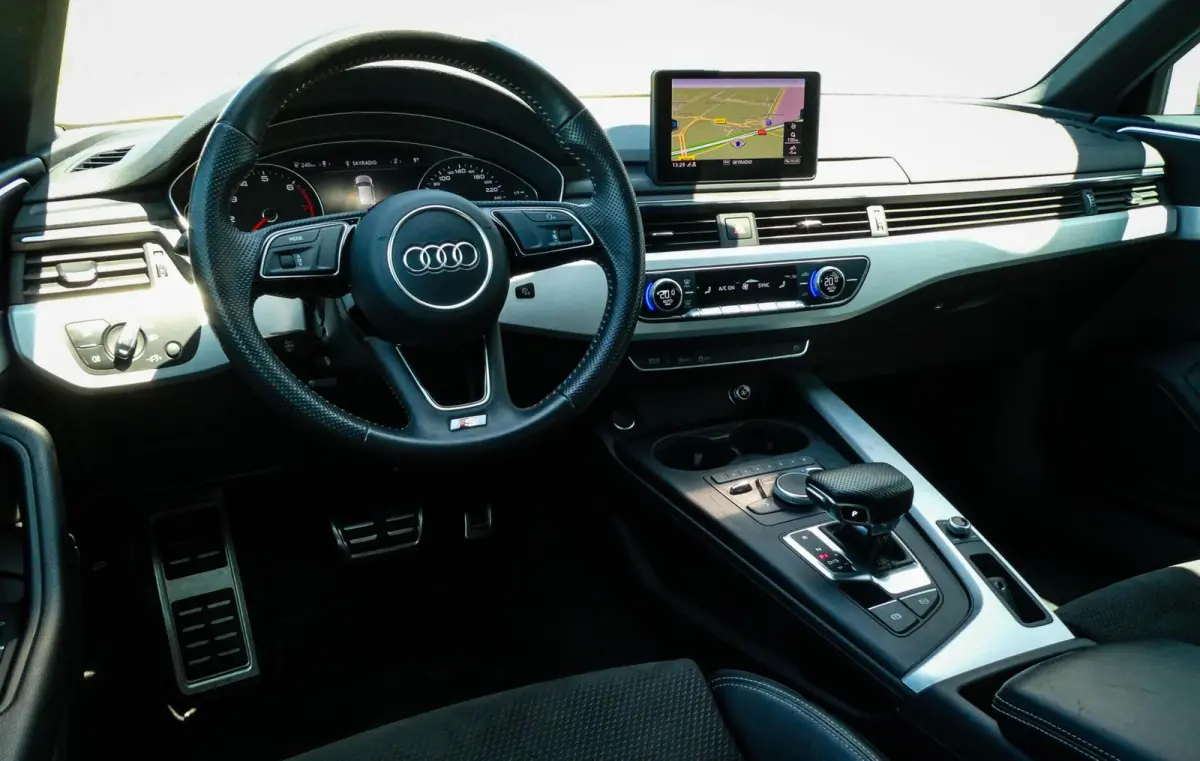 40 TFSI Sport S Line Edition MHEV