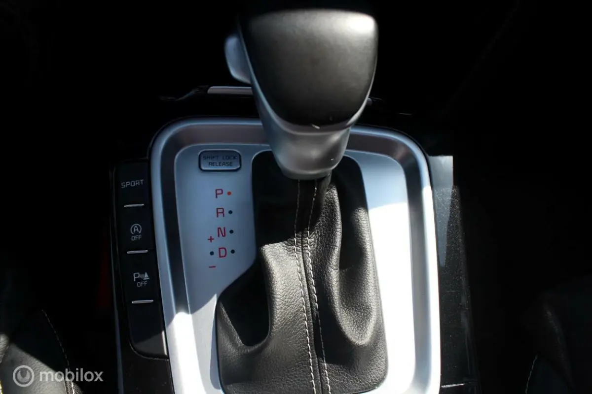 1.5 T-GDI GT-Line Panodak/Camera/Carplay/Virtual