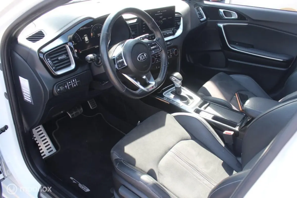 1.5 T-GDI GT-Line Panodak/Camera/Carplay/Virtual