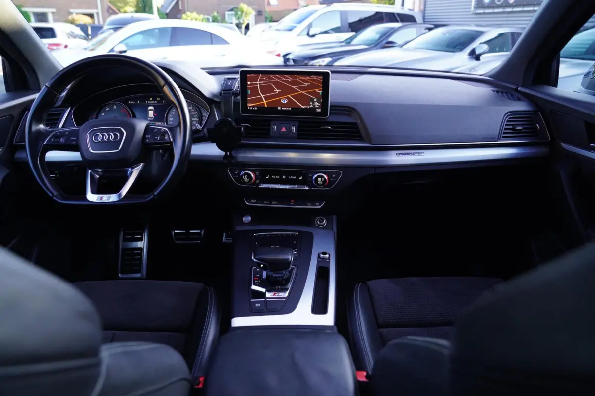 SQ5 3.0 TFSI SQ5 Quattro ProLine Plus Panorama | LED | Sportsound | Climatronic | Stoelverwarming | Adaptieve cruise Control
