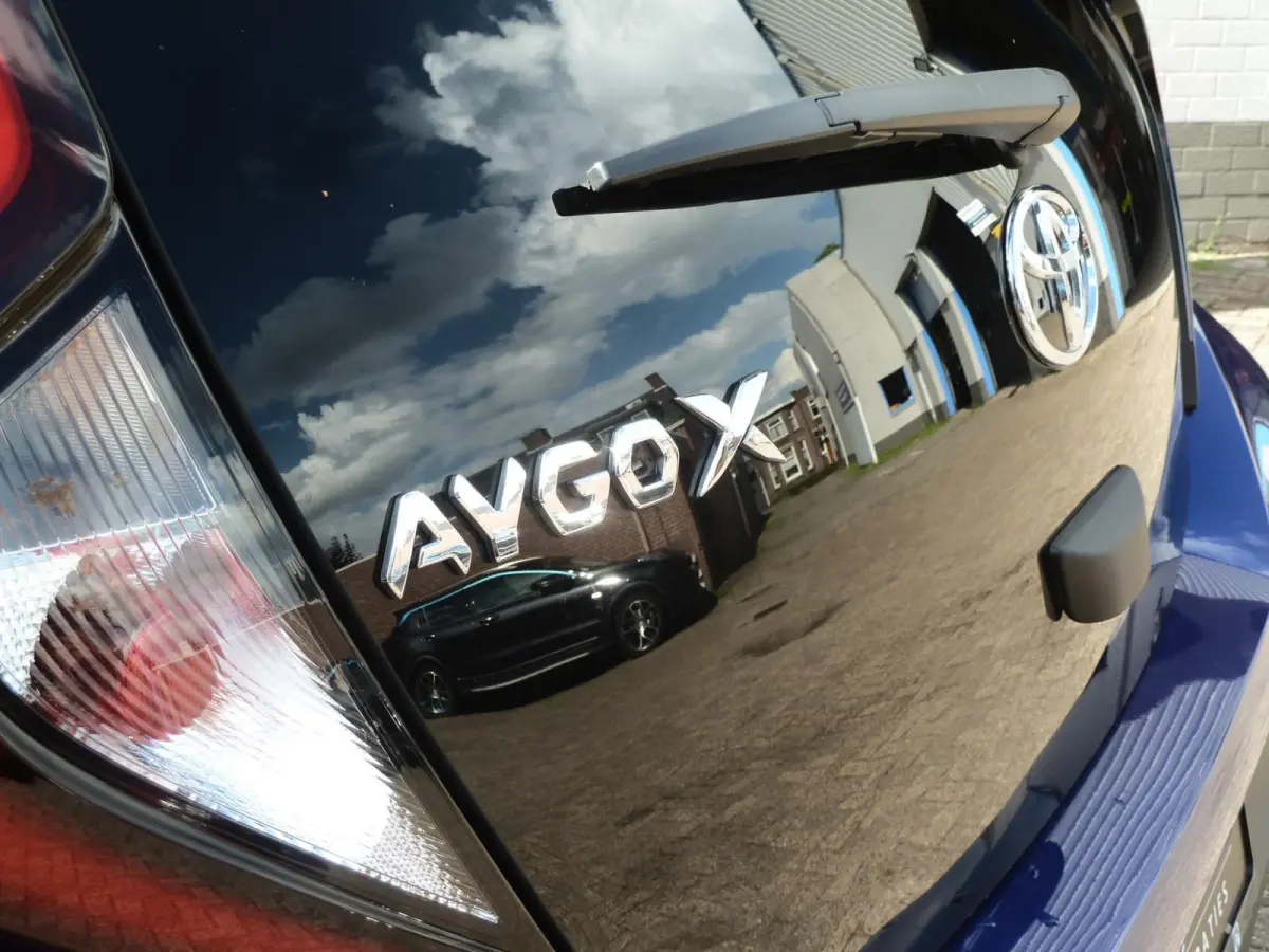 1.0 VVT-i MT Active|Adapt.Cruise|Camera|Climate-Control|Apple-Carplay/Android-Auto|Stoelverwarming