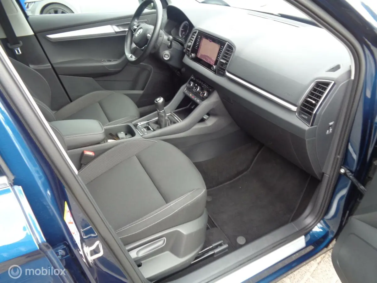1.0 TSI Business Edition/Airco/Stoel+Stuur verw/Full LED/Apple Carplay/LM velgen/1st eig/Nieuwstaat/Nieuw model/Zuinig in verbruik