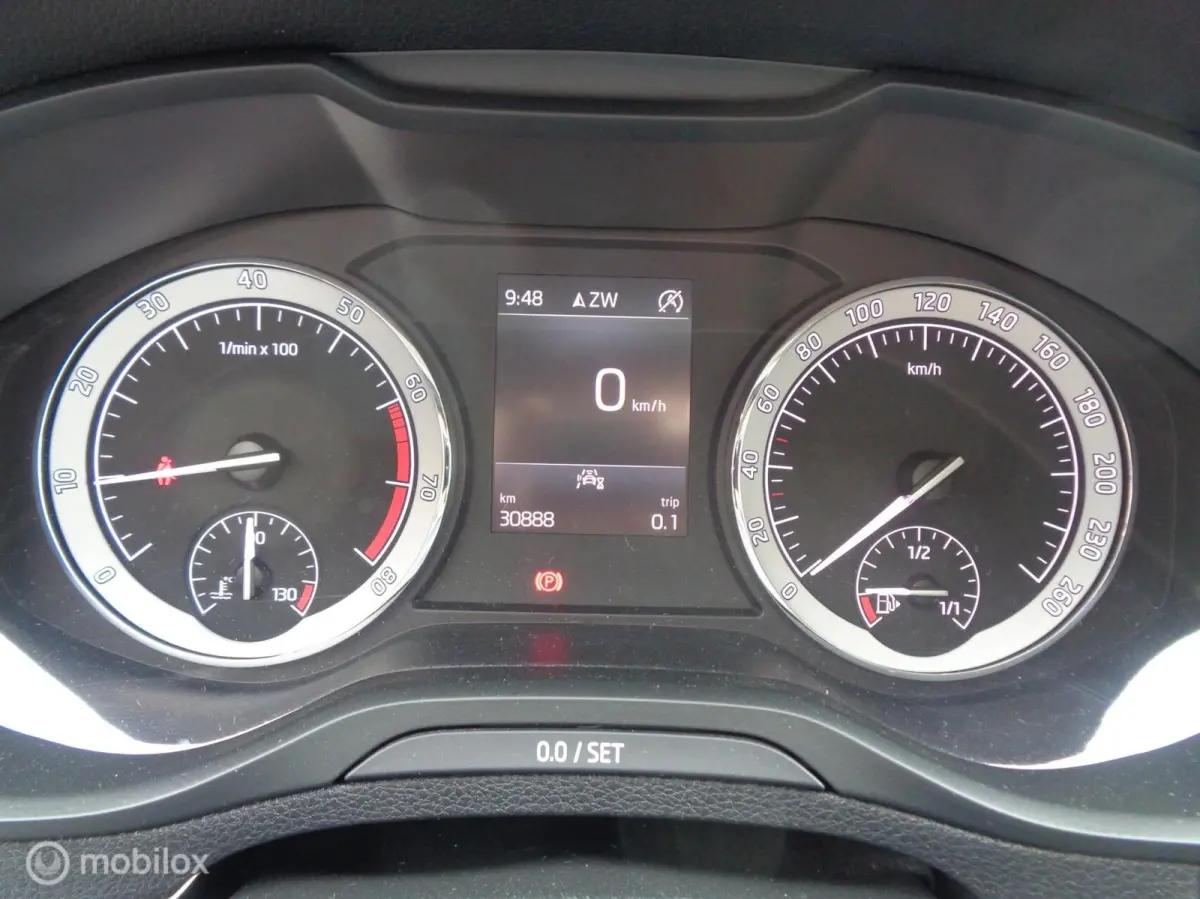 1.0 TSI Business Edition/Airco/Stoel+Stuur verw/Full LED/Apple Carplay/LM velgen/1st eig/Nieuwstaat/Nieuw model/Zuinig in verbruik