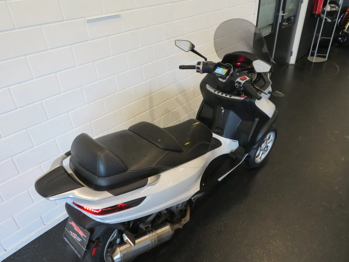500 LT MP3 AUTORIJBEWIJS TOP!!