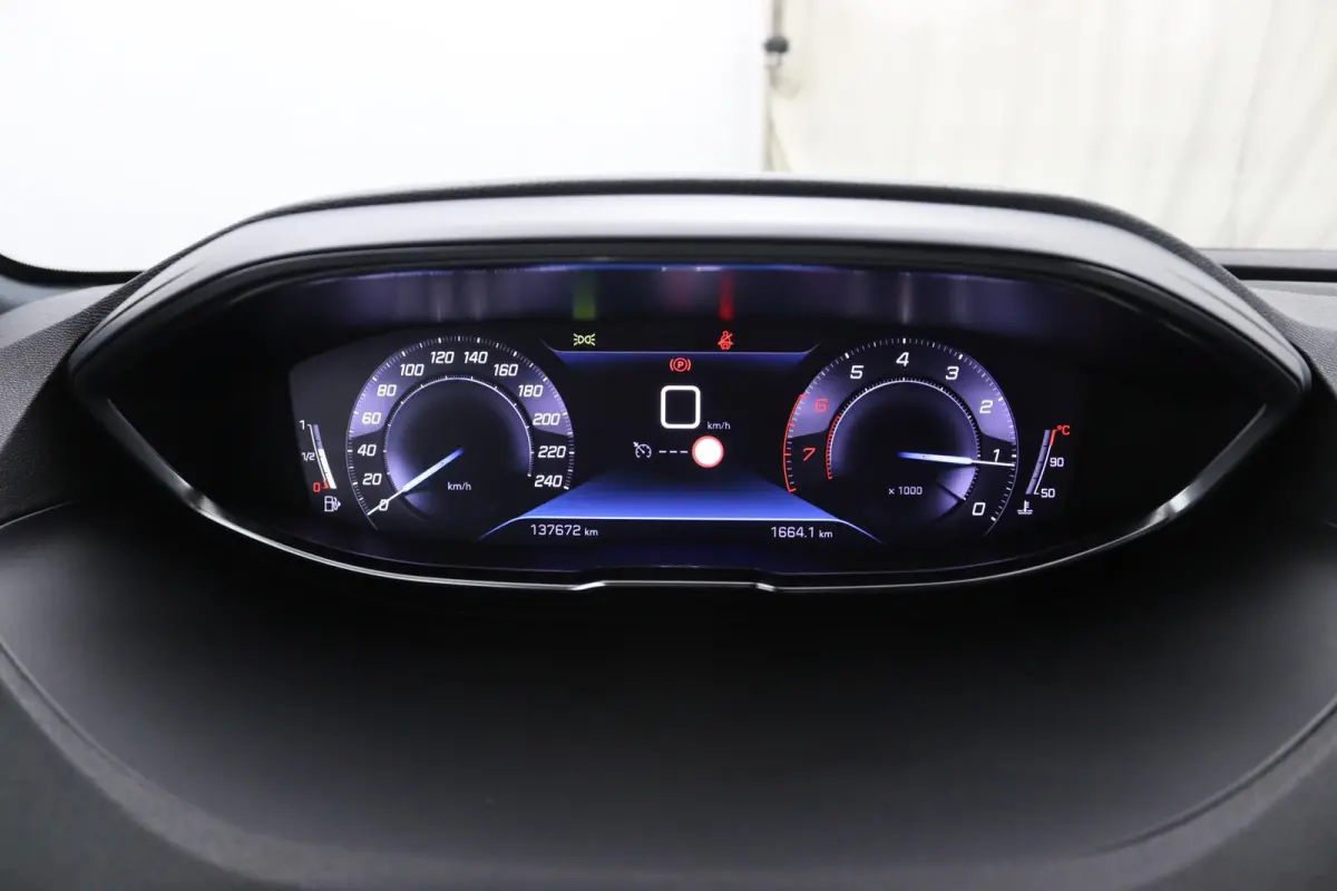 1.2 *GT Line*FULL-LED*NAVI*ECC*CRUISE*RIEM.VV*
