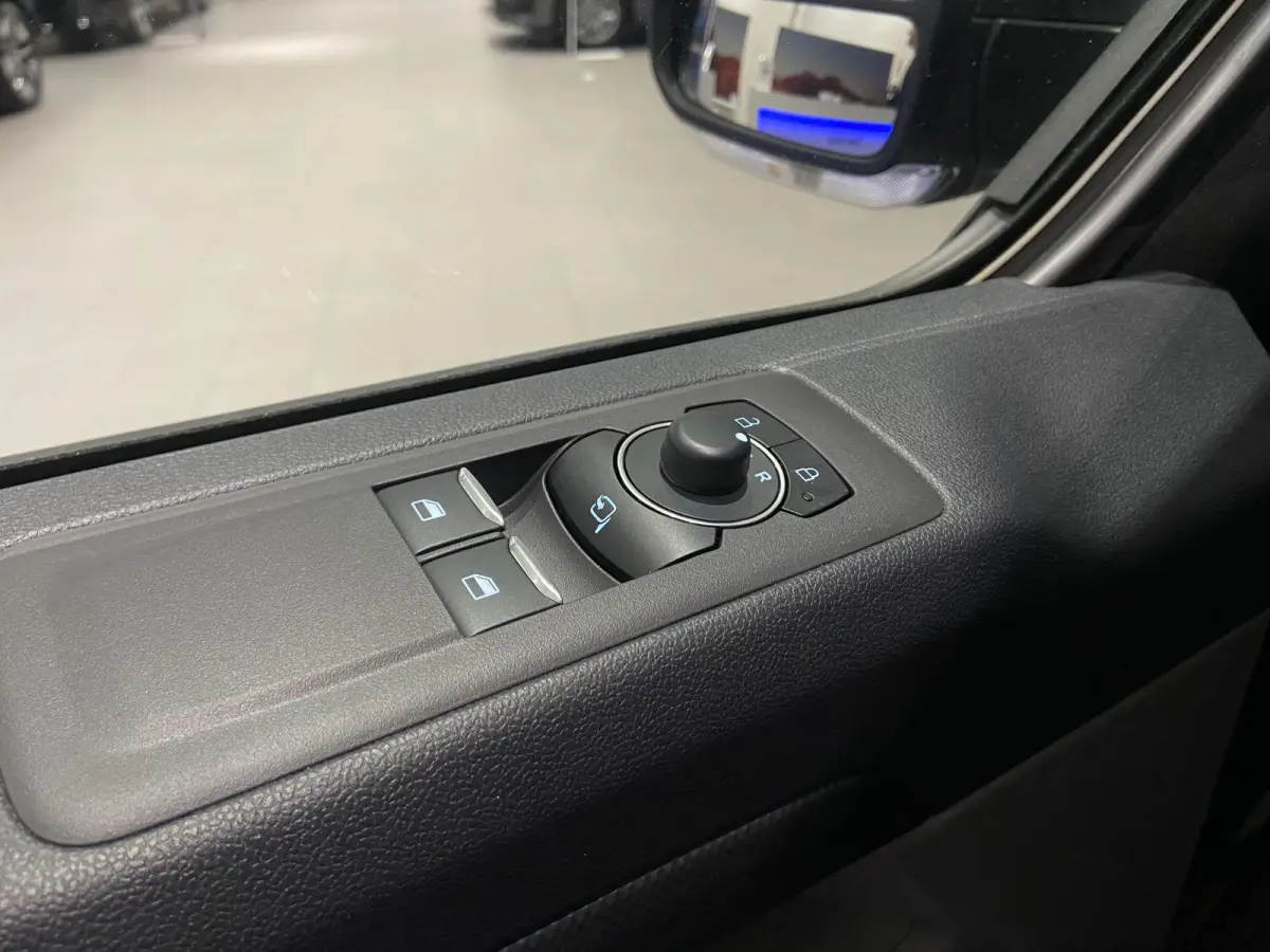 Limited H1, 340 L2 | NIEUW TE BESTELLEN! | KEYLESS ENTRY/START | LAADVLOER BESCHERMING | LED LAADRUIMTEVERLICHTING | ELEKTRISCH VERWARMBARE VOORRUIT |