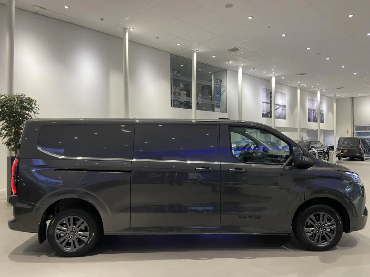 Limited H1, 340 L2 | NIEUW TE BESTELLEN! | KEYLESS ENTRY/START | LAADVLOER BESCHERMING | LED LAADRUIMTEVERLICHTING | ELEKTRISCH VERWARMBARE VOORRUIT |