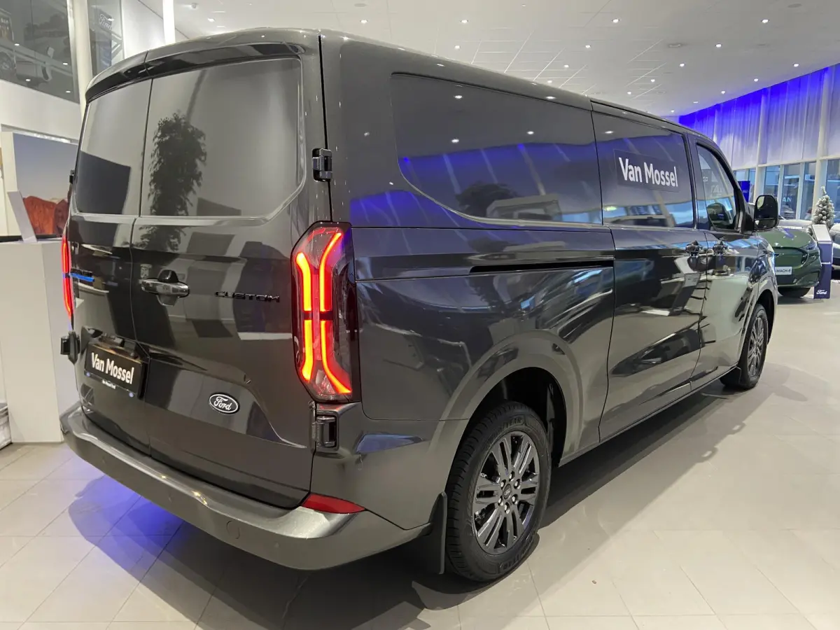 Limited H1, 340 L2 | NIEUW TE BESTELLEN! | KEYLESS ENTRY/START | LAADVLOER BESCHERMING | LED LAADRUIMTEVERLICHTING | ELEKTRISCH VERWARMBARE VOORRUIT |