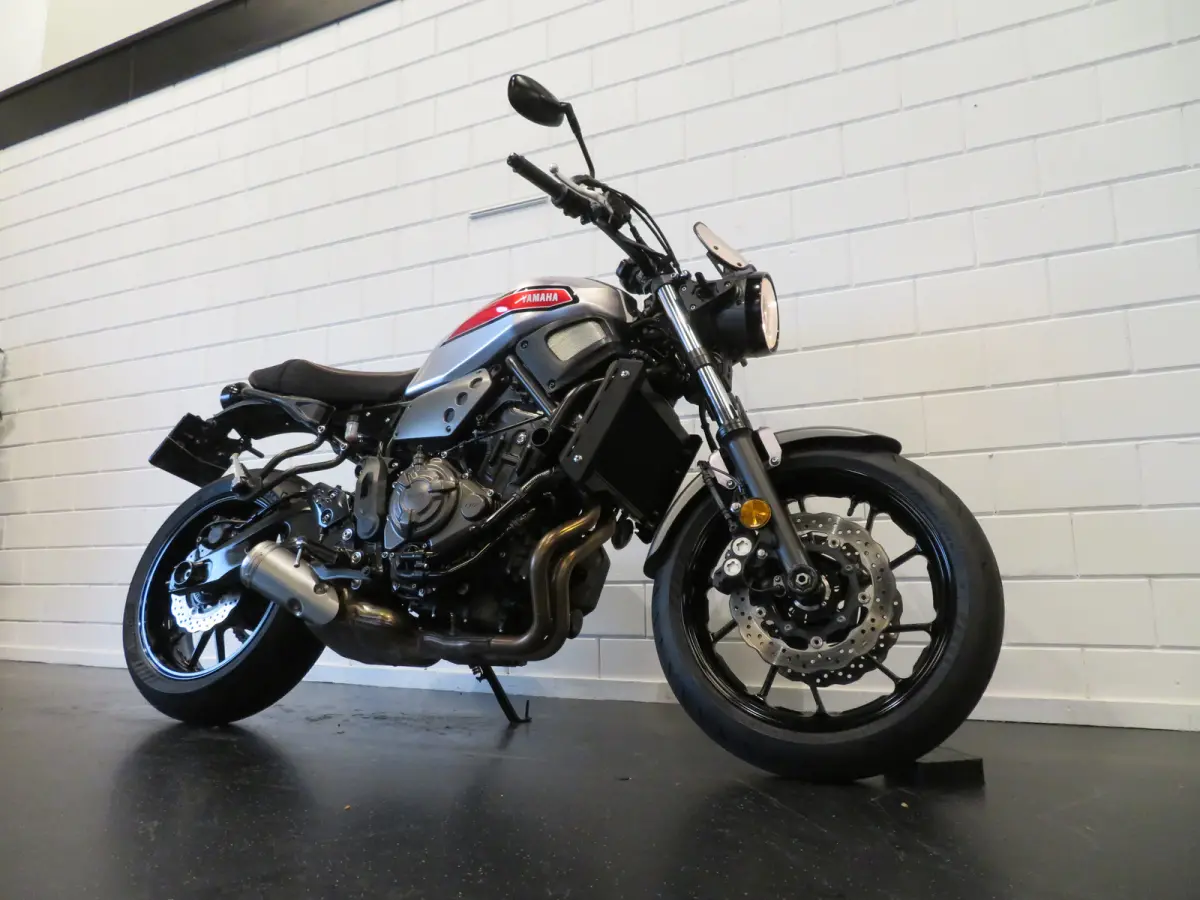 ABS NIEUWSTAAT! EXTRAS