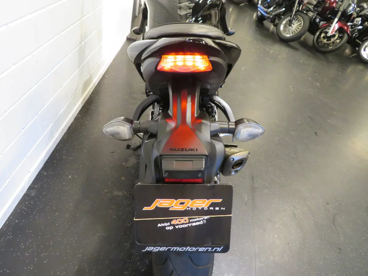 ABS GSX-S BLACK-EDITIO