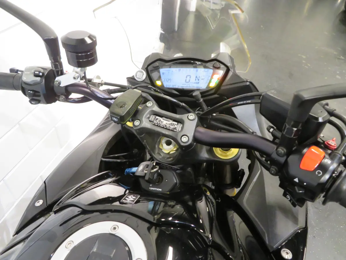 ABS GSX-S BLACK-EDITIO