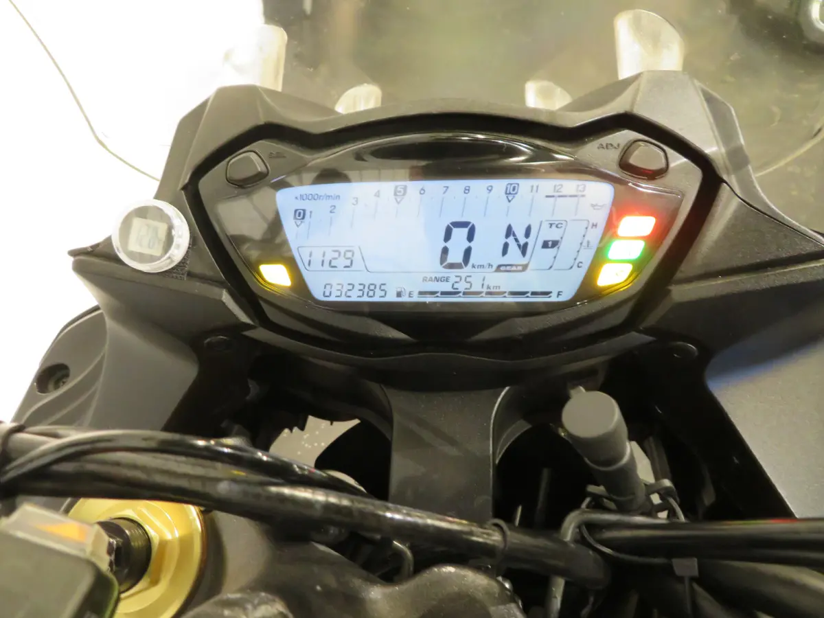 ABS GSX-S BLACK-EDITIO