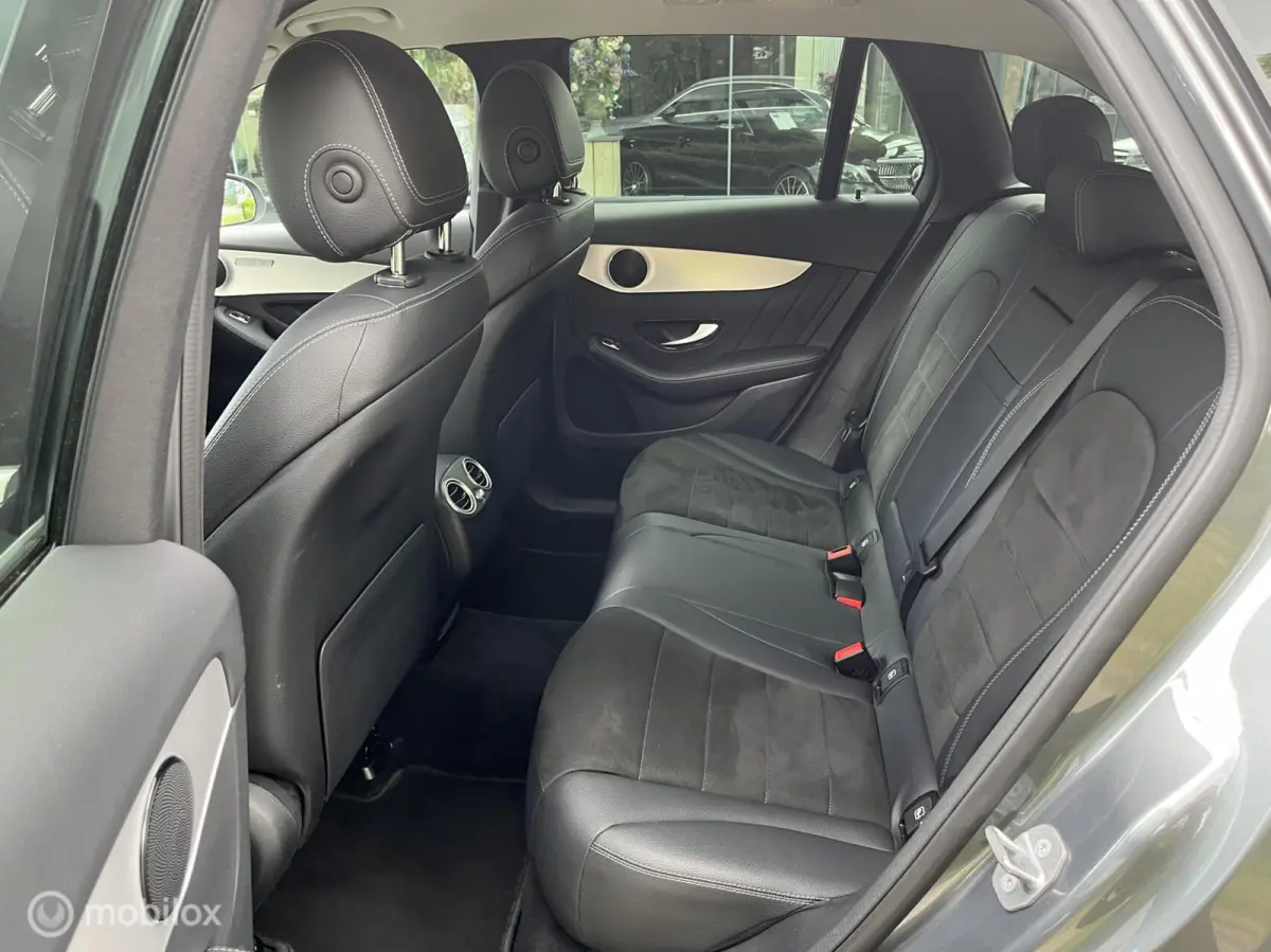 250 4MATIC Sport Edition, 4 Matic, trekhaak, dodehoekassist, Led
