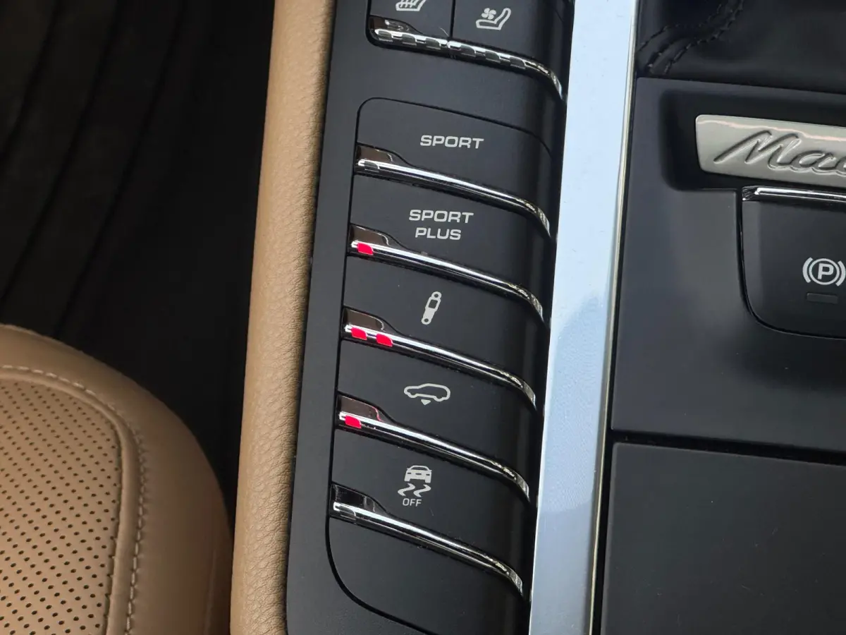 3.0 GTS Burmester ACC Pano Cognac L Chrono Vol geoptioneerd Onderhoudshistorie Distronic Flippers Stoelkoeling/verwa