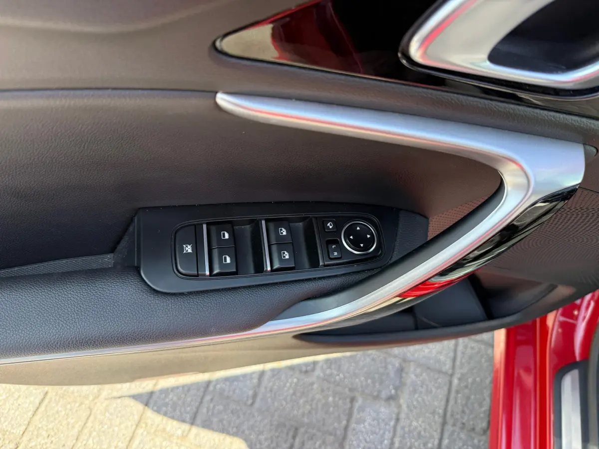 1.0 T-GDi GT-Line Edition, Panoramadak,Apple Carplay/Android,Navigatie