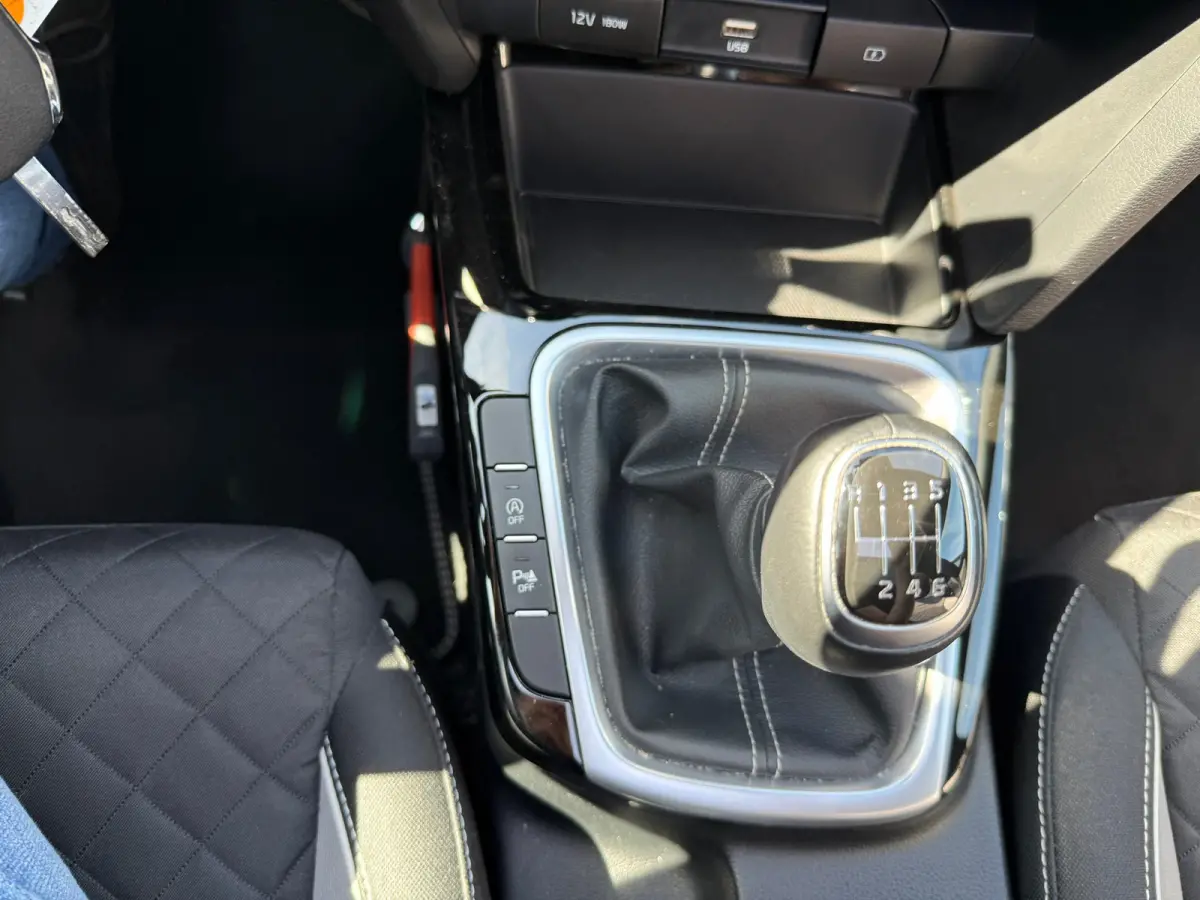 1.0 T-GDi GT-Line Edition, Panoramadak,Apple Carplay/Android,Navigatie
