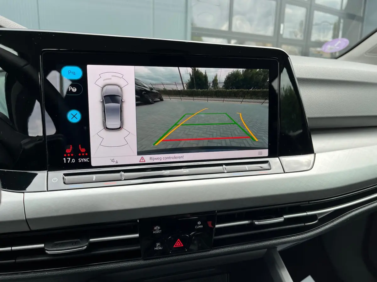 1.5 TSI Life Business NL.Auto/Alcantara-Sportstoelen/Camera/Carplay/4Cilinder/1Ste Eigenaar/Dealer Onderhouden