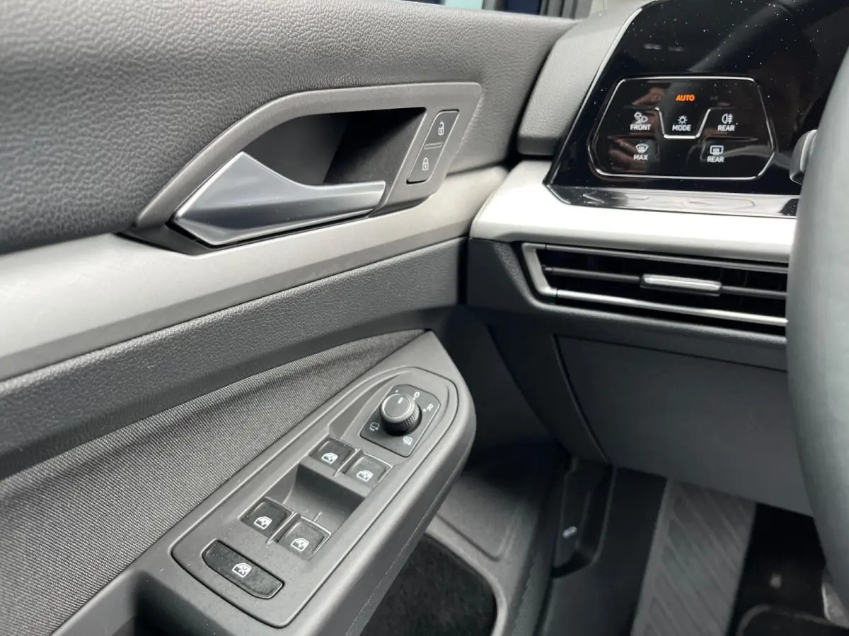 1.5 TSI Life Business NL.Auto/Alcantara-Sportstoelen/Camera/Carplay/4Cilinder/1Ste Eigenaar/Dealer Onderhouden