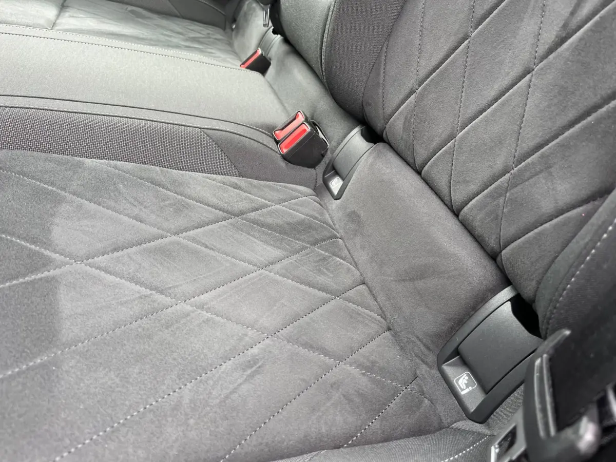 1.5 TSI Life Business NL.Auto/Alcantara-Sportstoelen/Camera/Carplay/4Cilinder/1Ste Eigenaar/Dealer Onderhouden