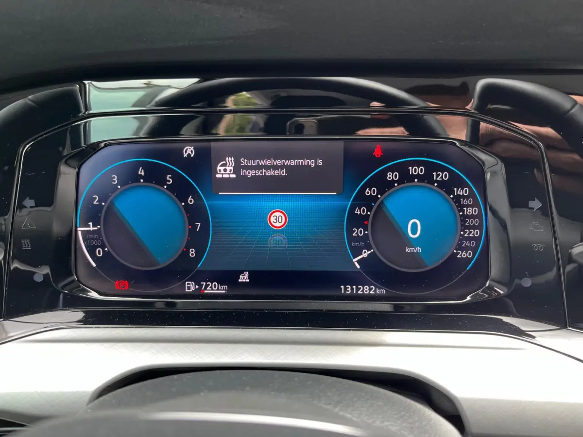 1.5 TSI Life Business NL.Auto/Alcantara-Sportstoelen/Camera/Carplay/4Cilinder/1Ste Eigenaar/Dealer Onderhouden