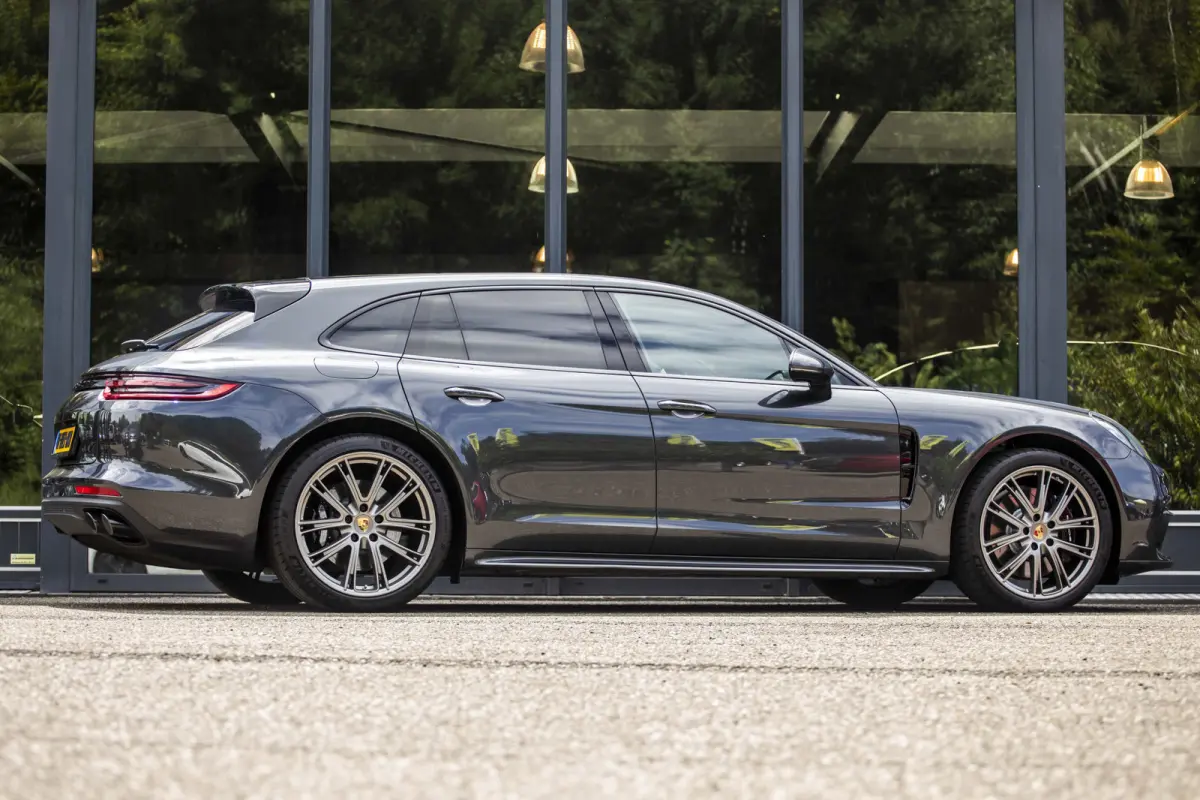 Sport Chrono 2.9 4 E-Hybrid