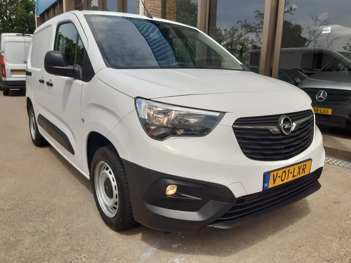 102Pk Airco Cruisecontrol Achteruitrijcamera 35925 KM !