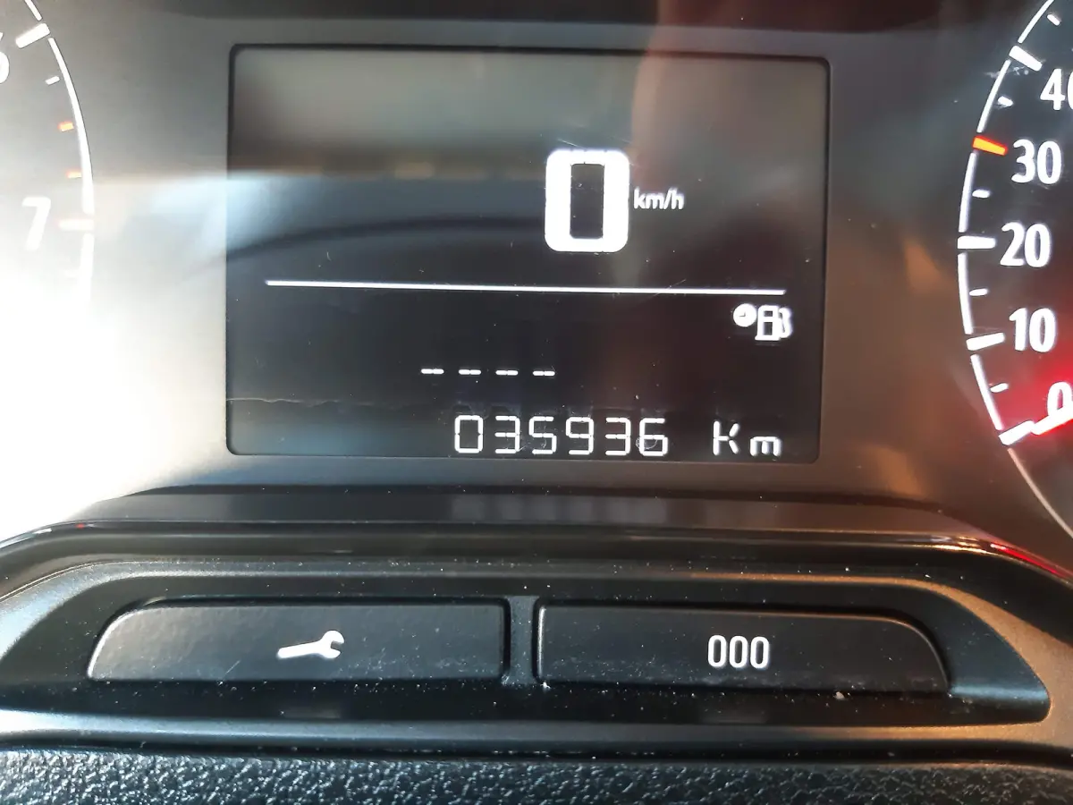 102Pk Airco Cruisecontrol Achteruitrijcamera 35925 KM !