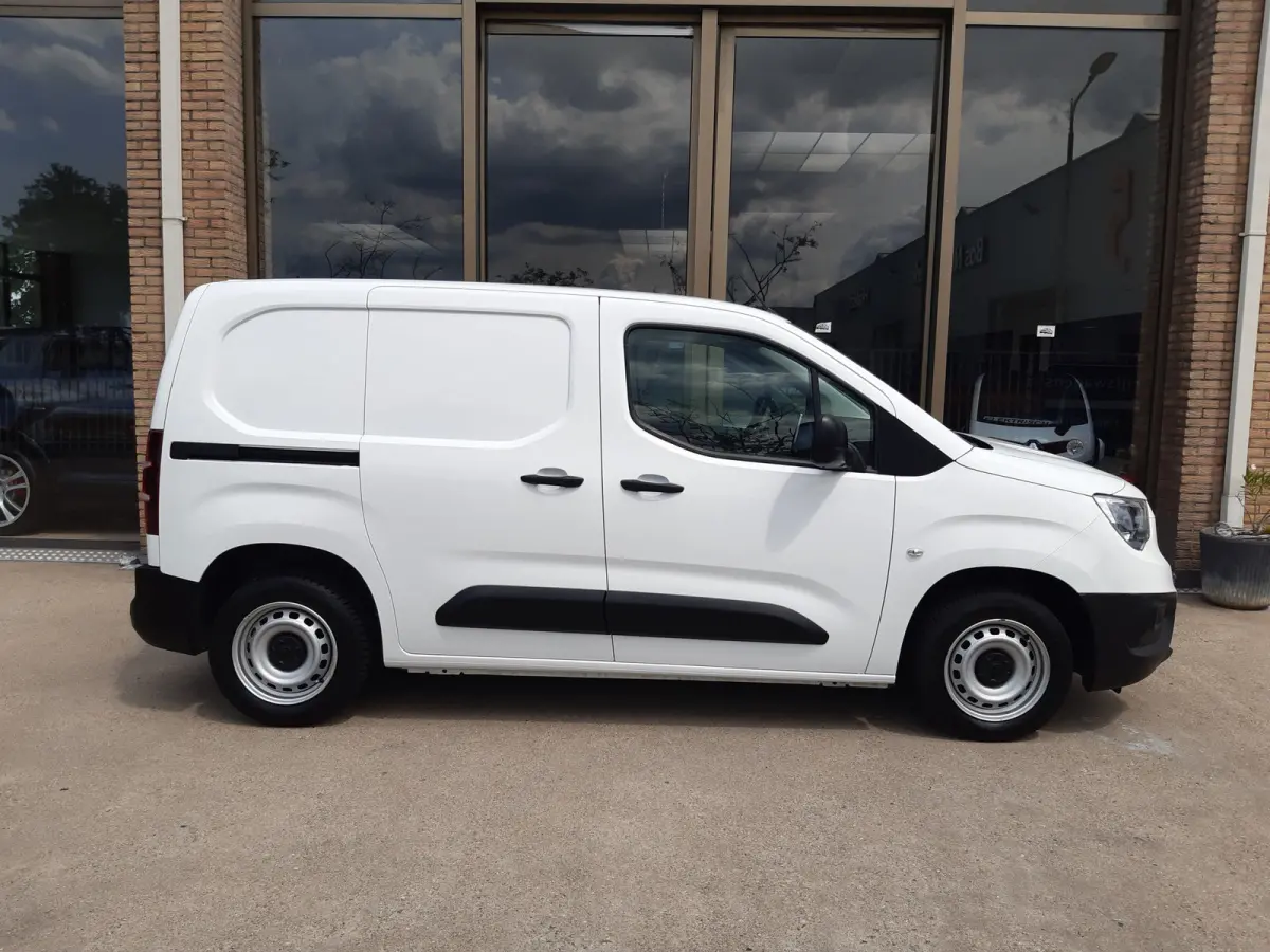102Pk Airco Cruisecontrol Achteruitrijcamera 35925 KM !
