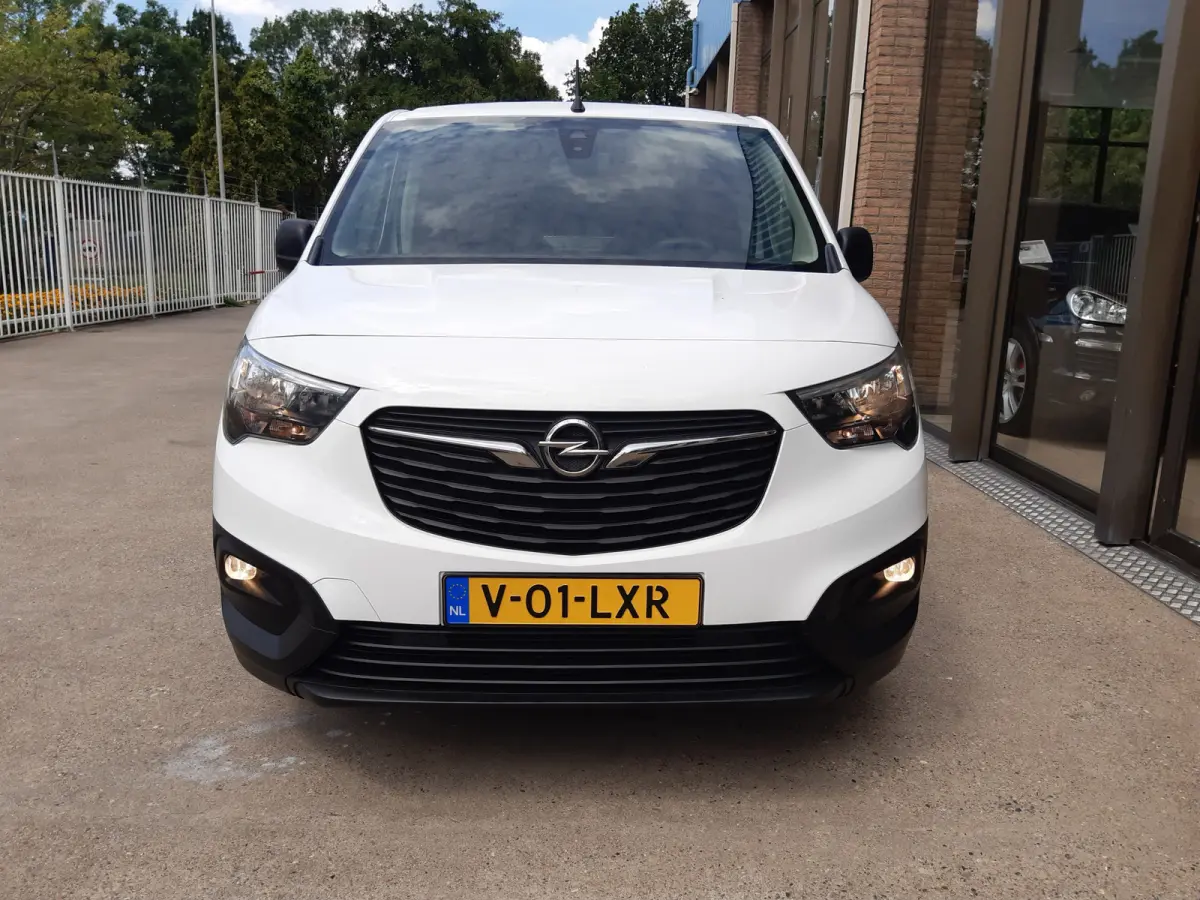 102Pk Airco Cruisecontrol Achteruitrijcamera 35925 KM !