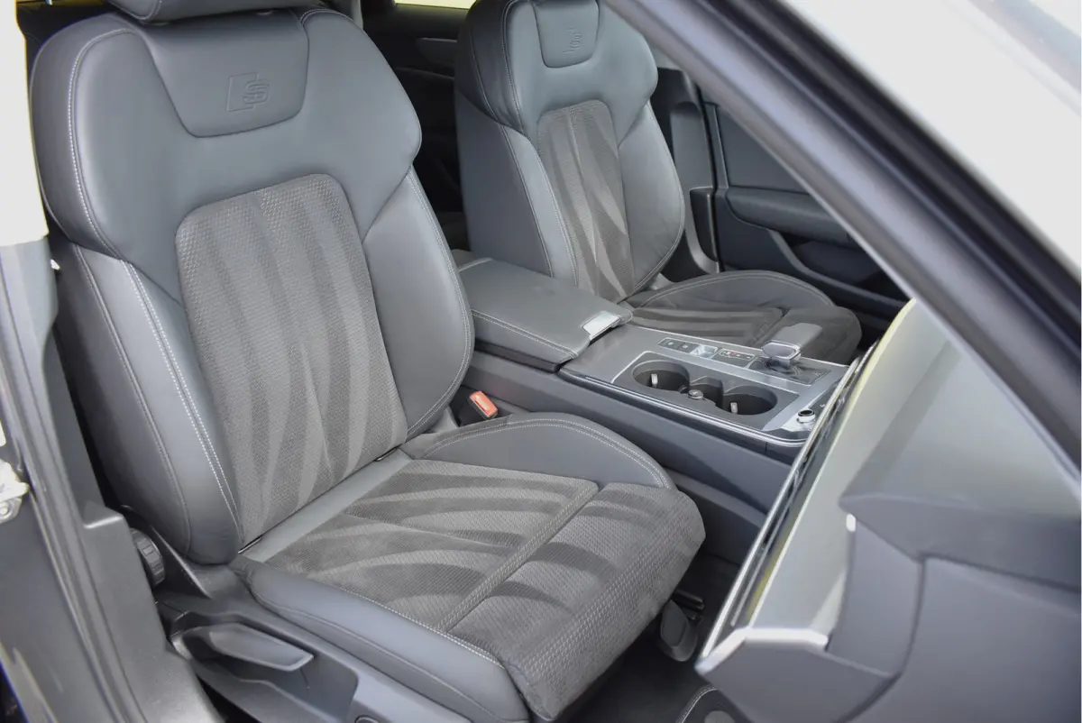 55 TFSI e Quattro 367 Pk S-Line Competition Navi Matrix Trekhaak 20 Inch