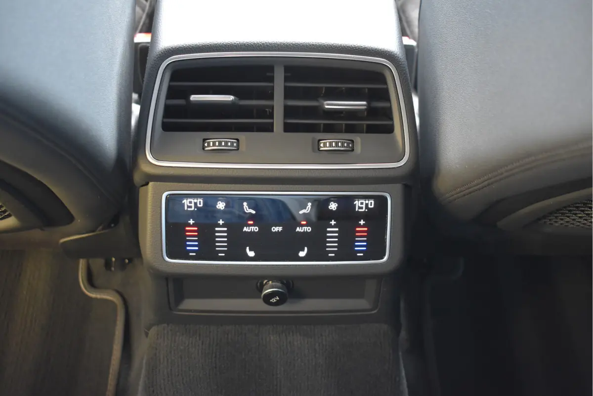 55 TFSI e Quattro 367 Pk S-Line Competition Navi Matrix Trekhaak 20 Inch