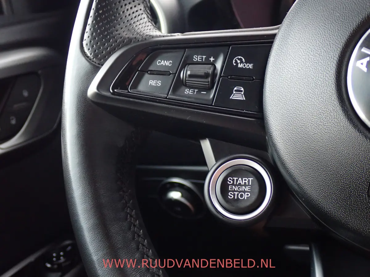 1.5T Hybrid Sprint ADAP.CRUISE/SPORTLEER/CARPLAY/TREKHAAK