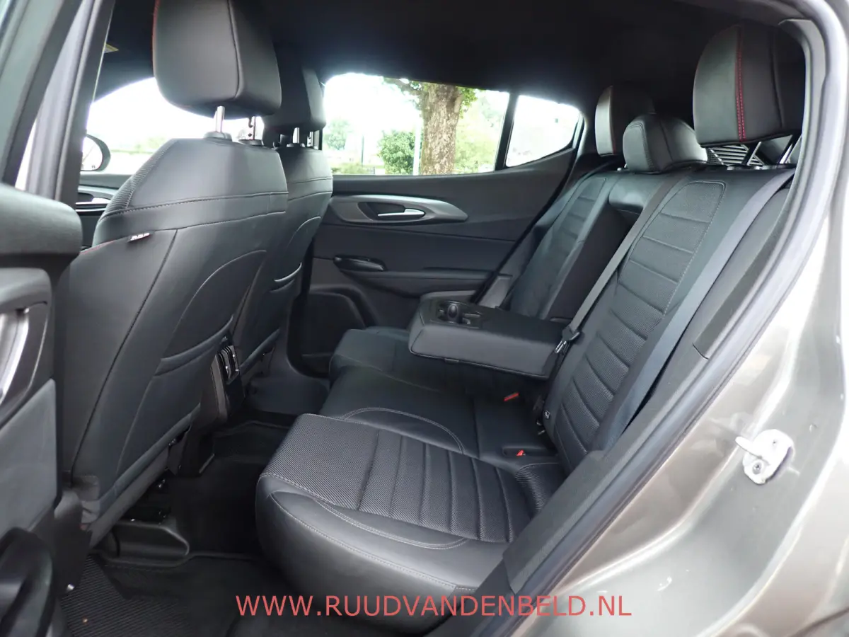 1.5T Hybrid Sprint ADAP.CRUISE/SPORTLEER/CARPLAY/TREKHAAK
