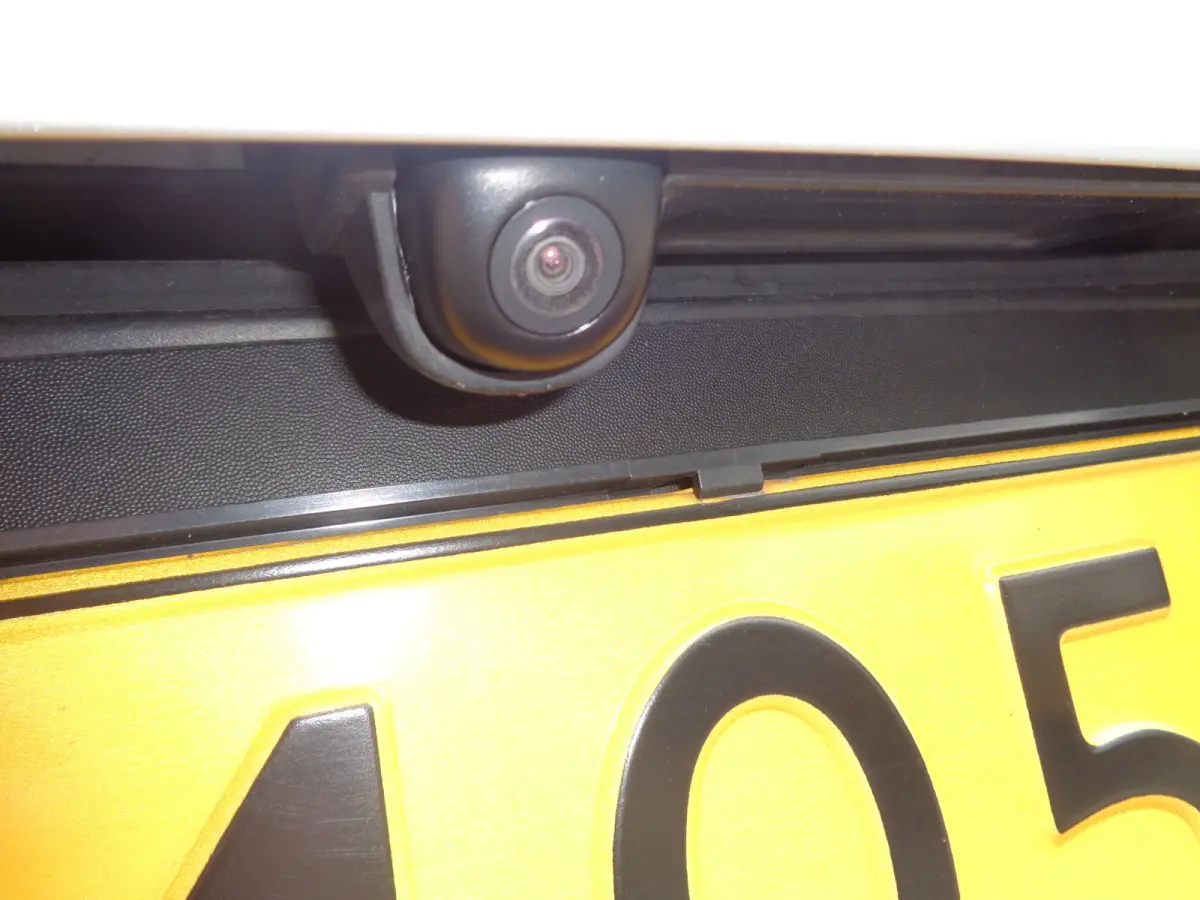 1.0 T-GDi DynamicLine Airco, Navigatie, LMV, Chroom, Zwart dak. apple/aindroid auto