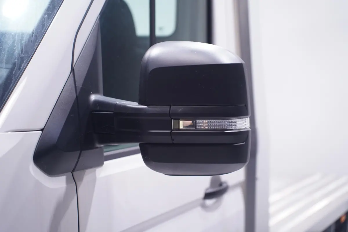 2.0 TDI 140 pk L4 Autotransporter Airco, Cruise Control, Trekhaak 3.000 kg, BPM vrij, 3-Zits