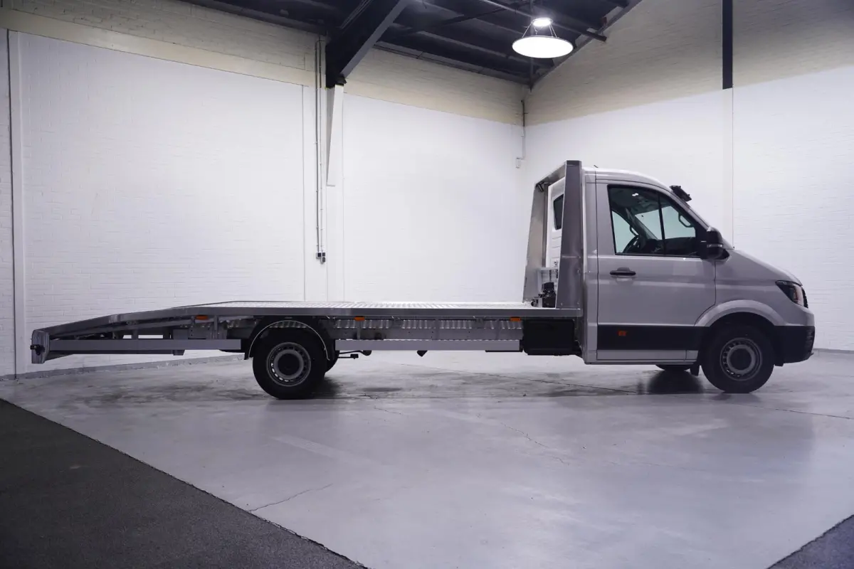 2.0 TDI 140 pk L4 Autotransporter Airco, Cruise Control, Trekhaak 3.000 kg, BPM vrij, 3-Zits