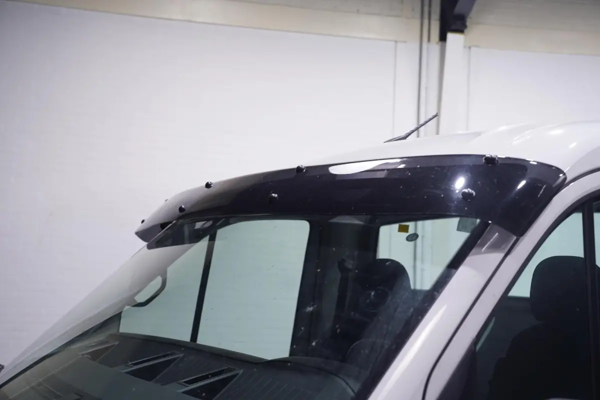 2.0 TDI 140 pk L4 Autotransporter Airco, Cruise Control, Trekhaak 3.000 kg, BPM vrij, 3-Zits