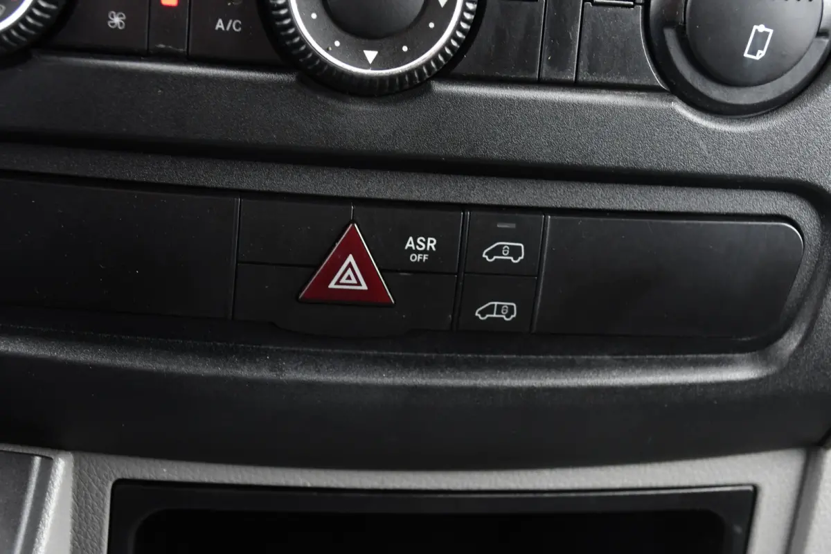 516 2.2 CDI 366 Edition Camera, Cruise, 3500KG Trekhaak, Multimedia, 164PK, Automaat, Uniek!