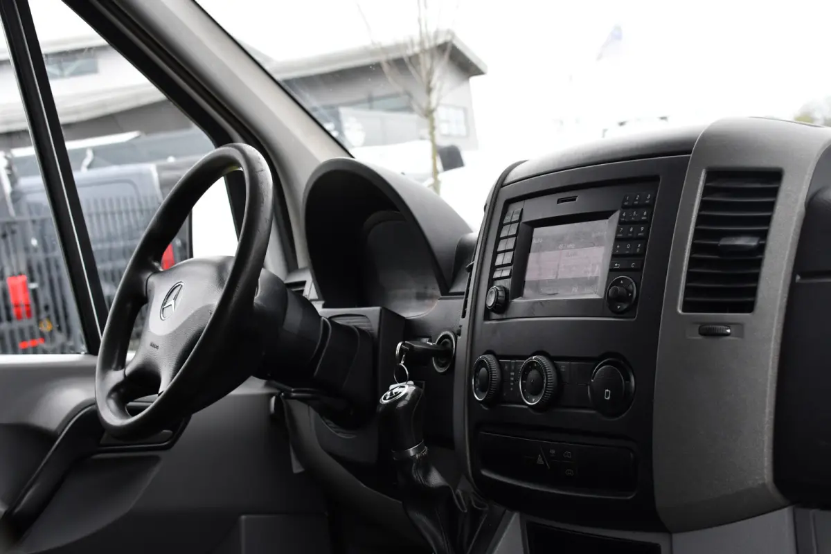 516 2.2 CDI 366 Edition Camera, Cruise, 3500KG Trekhaak, Multimedia, 164PK, Automaat, Uniek!