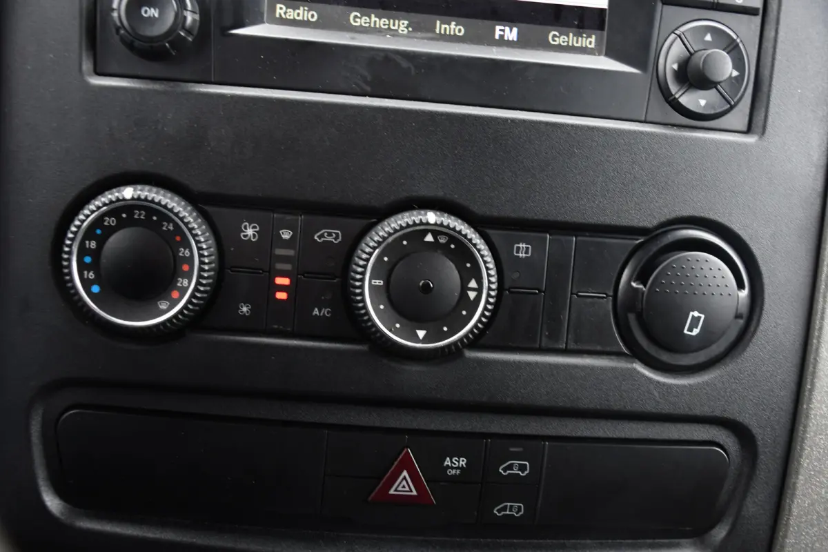 516 2.2 CDI 366 Edition Camera, Cruise, 3500KG Trekhaak, Multimedia, 164PK, Automaat, Uniek!