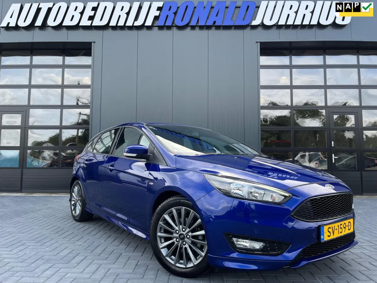 1.0 ST-Line NL.Auto/125Pk/Sync Navigatie/Privacy Glass/1Ste Eigenaar/Dealer Onderhouden